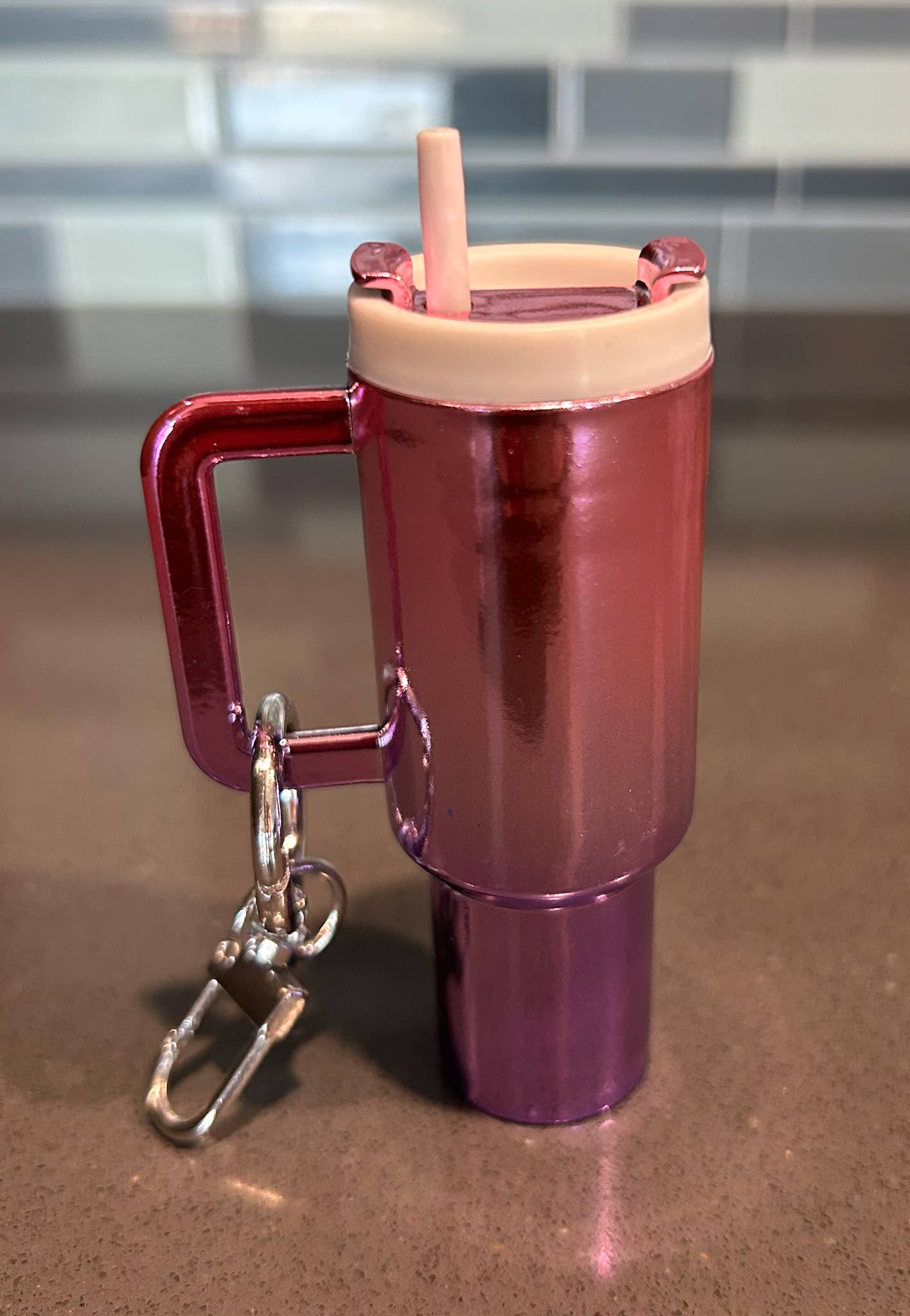JILLIAN INK LLC - Wholesale Keychain - Women's - Chrome Ombre Plastic Tumbler Keychain with Removable Lid8