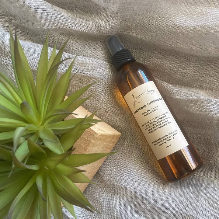 Gardenia Tubéreuse Huile pour le corps pour la vente par Aromaology