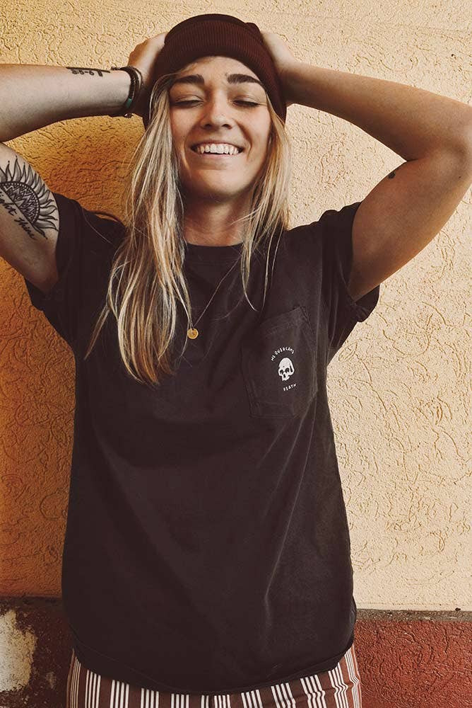 Hope Outfitters - Vendita all'ingrosso Maglietta serigrafata - Unisex - T-shirt con grafica He Overcame Death6