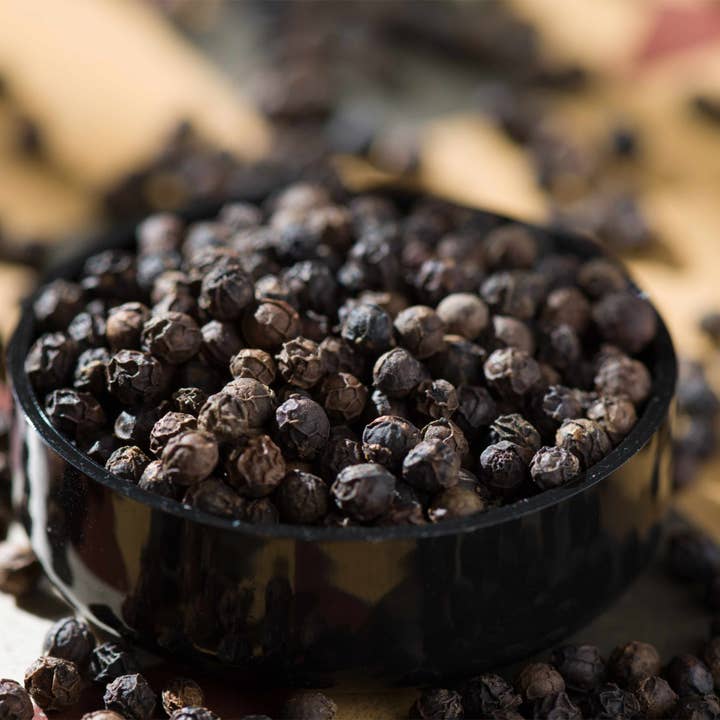 Pure Pepper – Großhandel Gewürze – Sri Lanka Noir