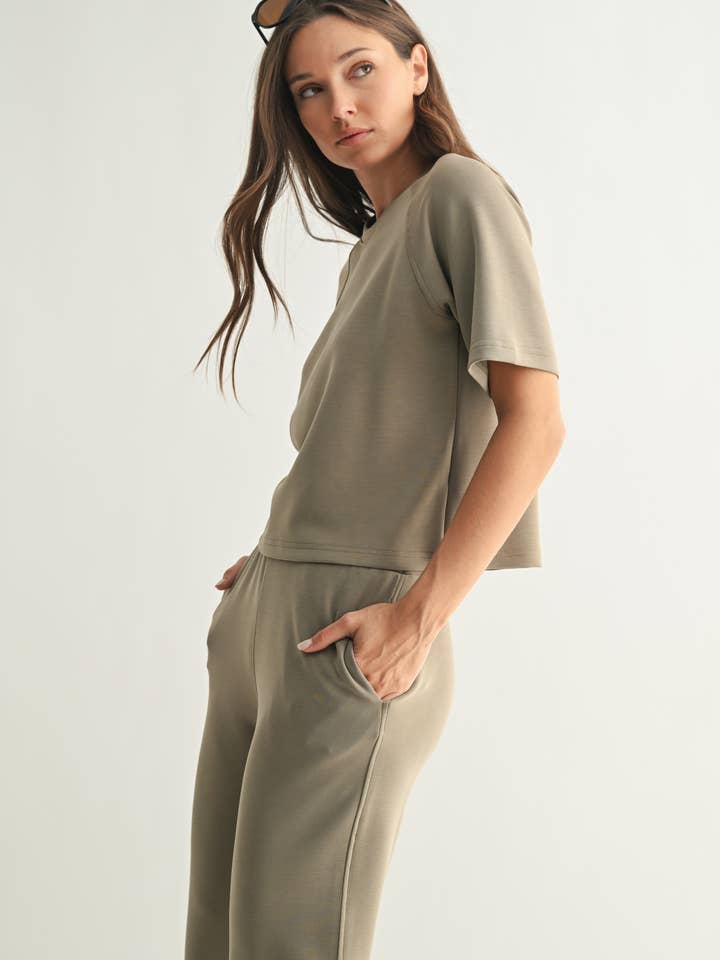 Mono B - Wholesale T-Shirt - Women's - Laguna Soft Drape Raglan Tee