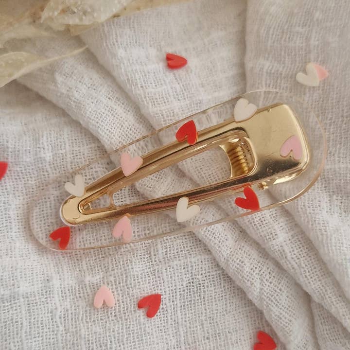 Multicolor Love haarclip van hars voor wholesale door Les Noeuds de Maman