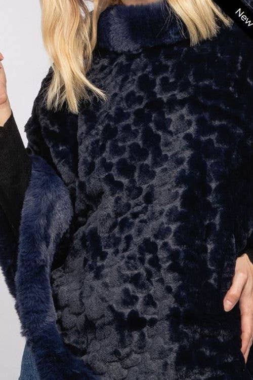 LOOWIE - Wholesale Poncho - Women's - 9069 Faux Fur Poncho Hearts Loowie8