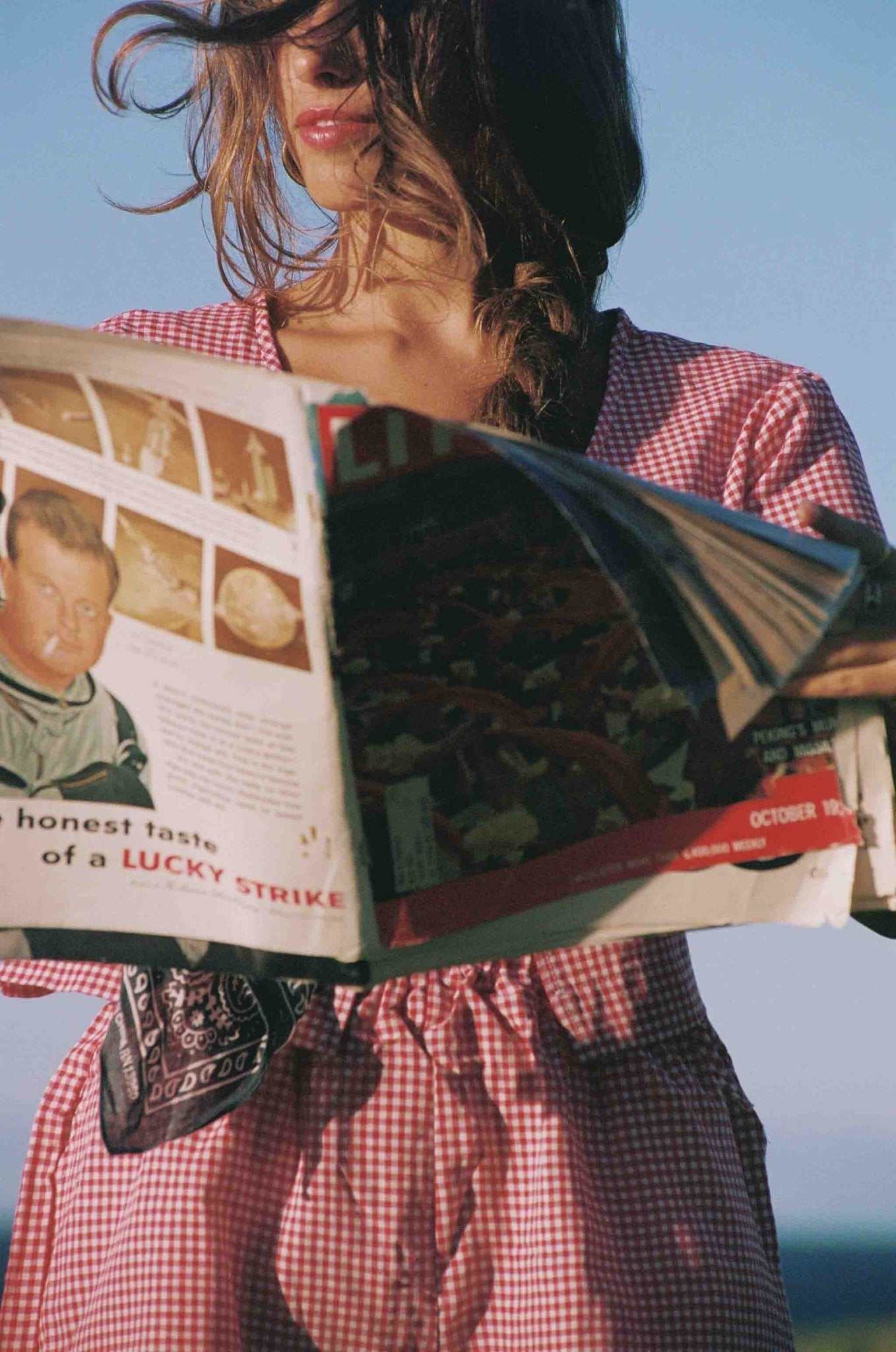 merritt charles – Conjunto de top e calções (roupa NÃO Casual) – Mulher por atacado – O Conjunto Dylan - Conjunto de Xadrez Vermelho e Branco5