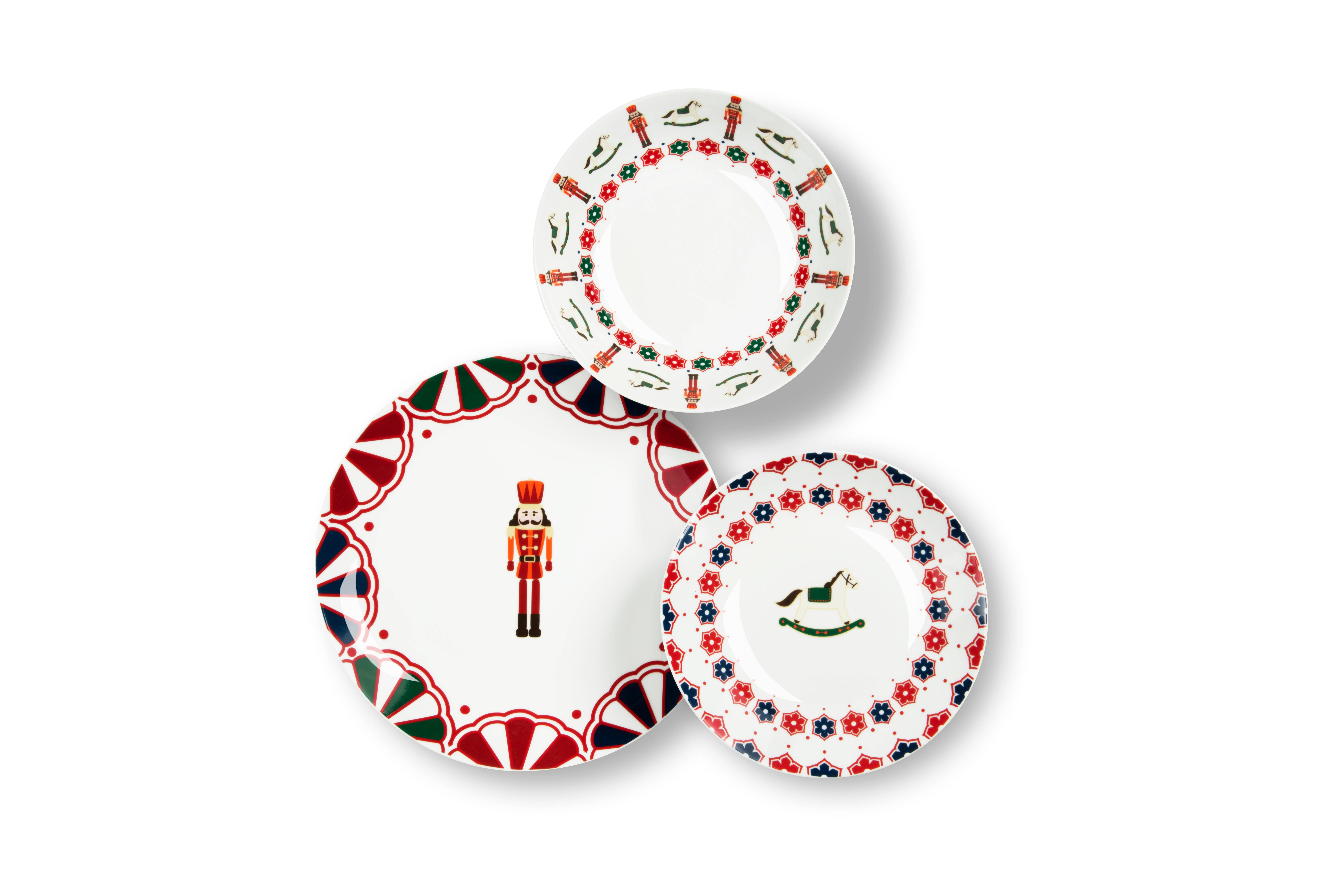 multicolour Christmas Dinnerware Set 18 pcs Nutcracker for wholesale on Faire6