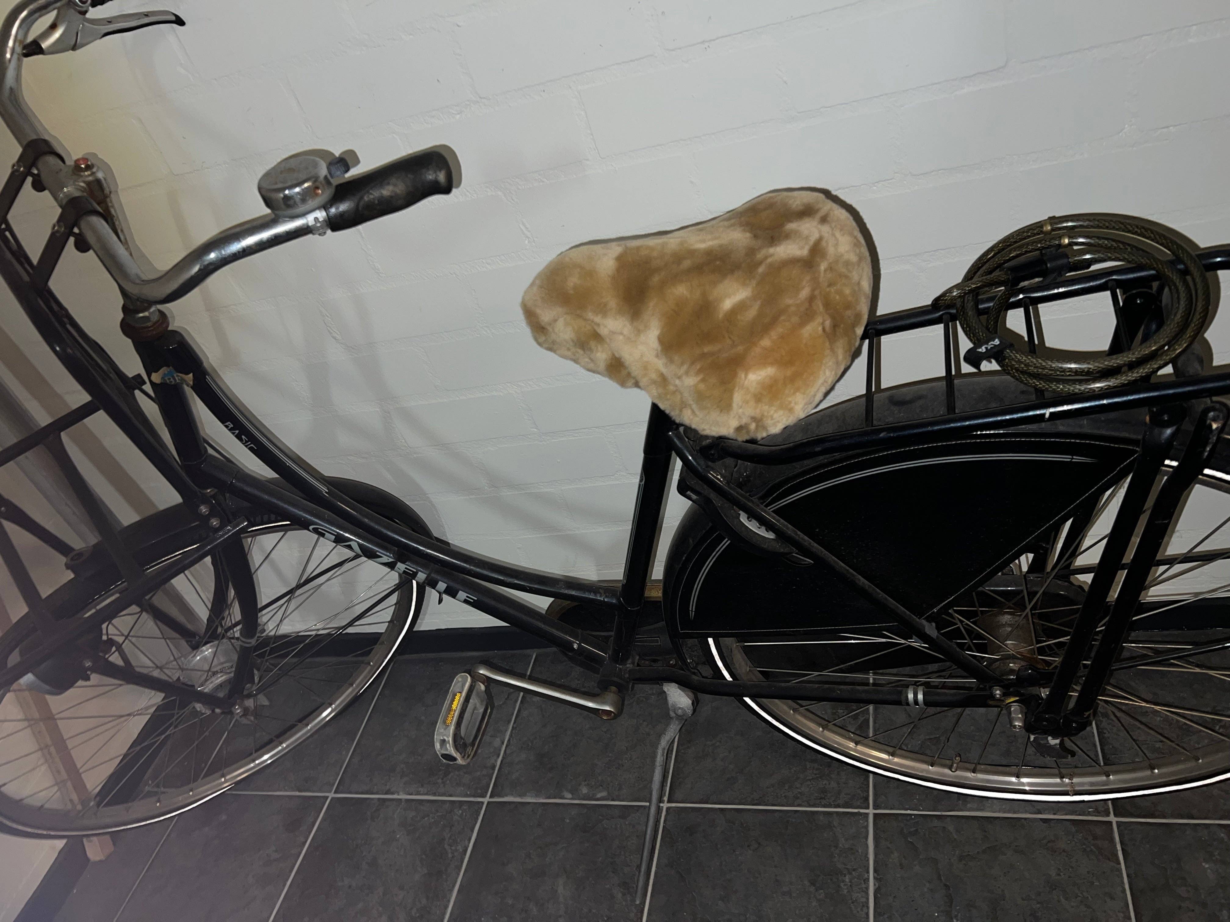 WeeSkins Holland - Wholesale Biking Accessories - Sheepskin Bicycle Saddle Covers4