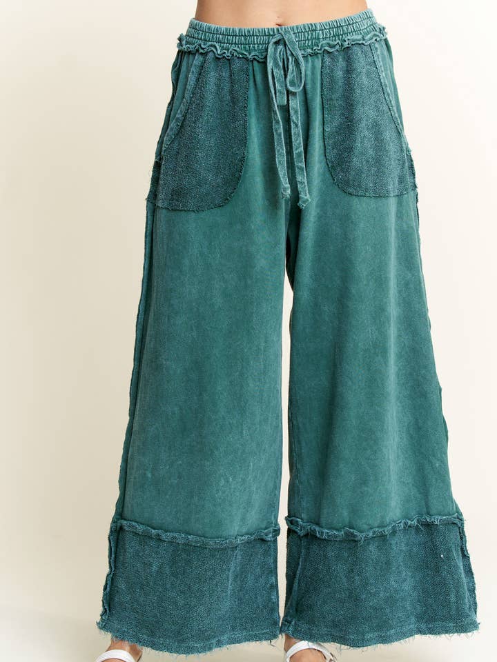 J.Her - Wholesale Pants - Women's - MineralWash Wide Pants with raw hem frayed details HP55360