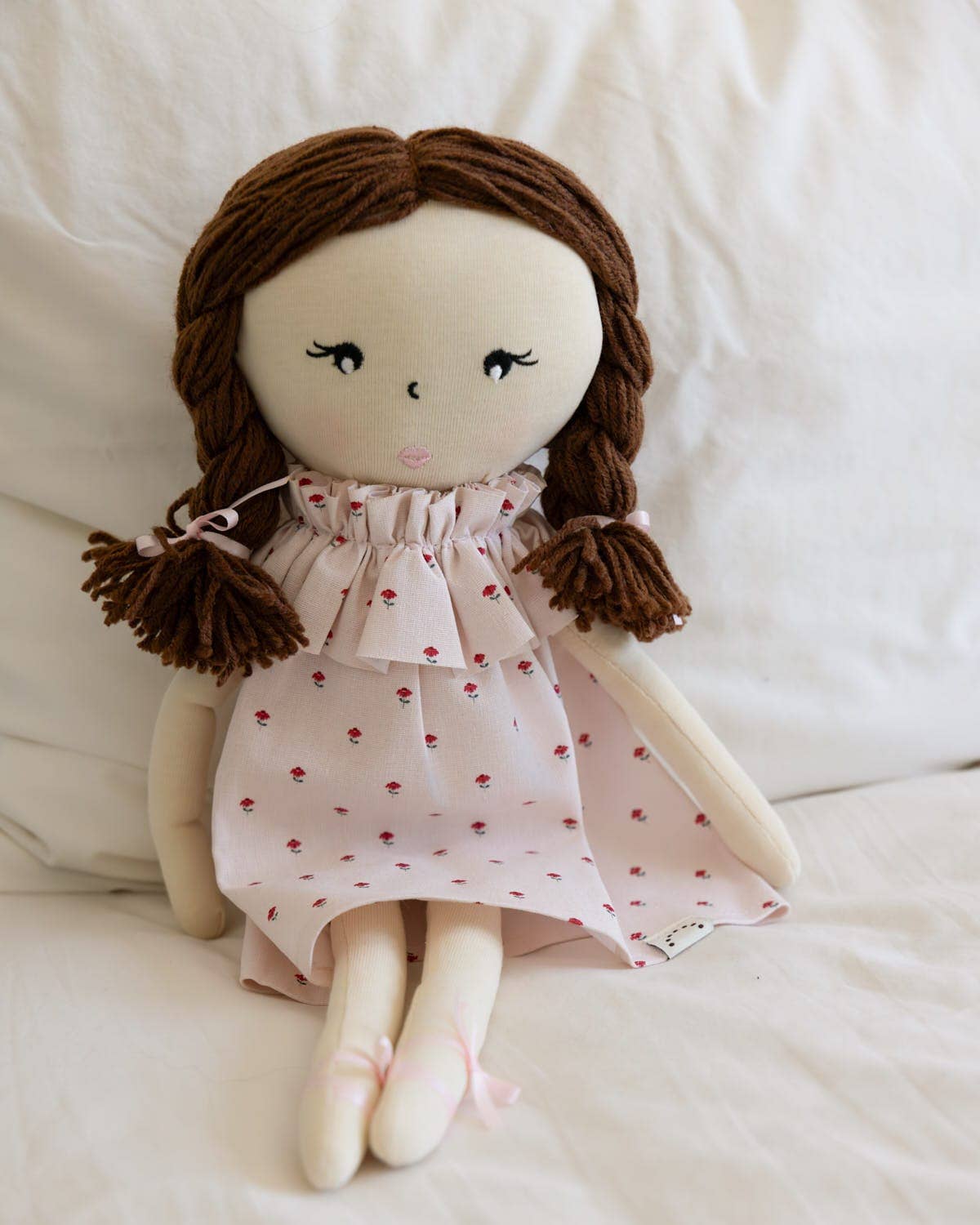 Rosa Cynthia Dolly för wholesale på Faire3