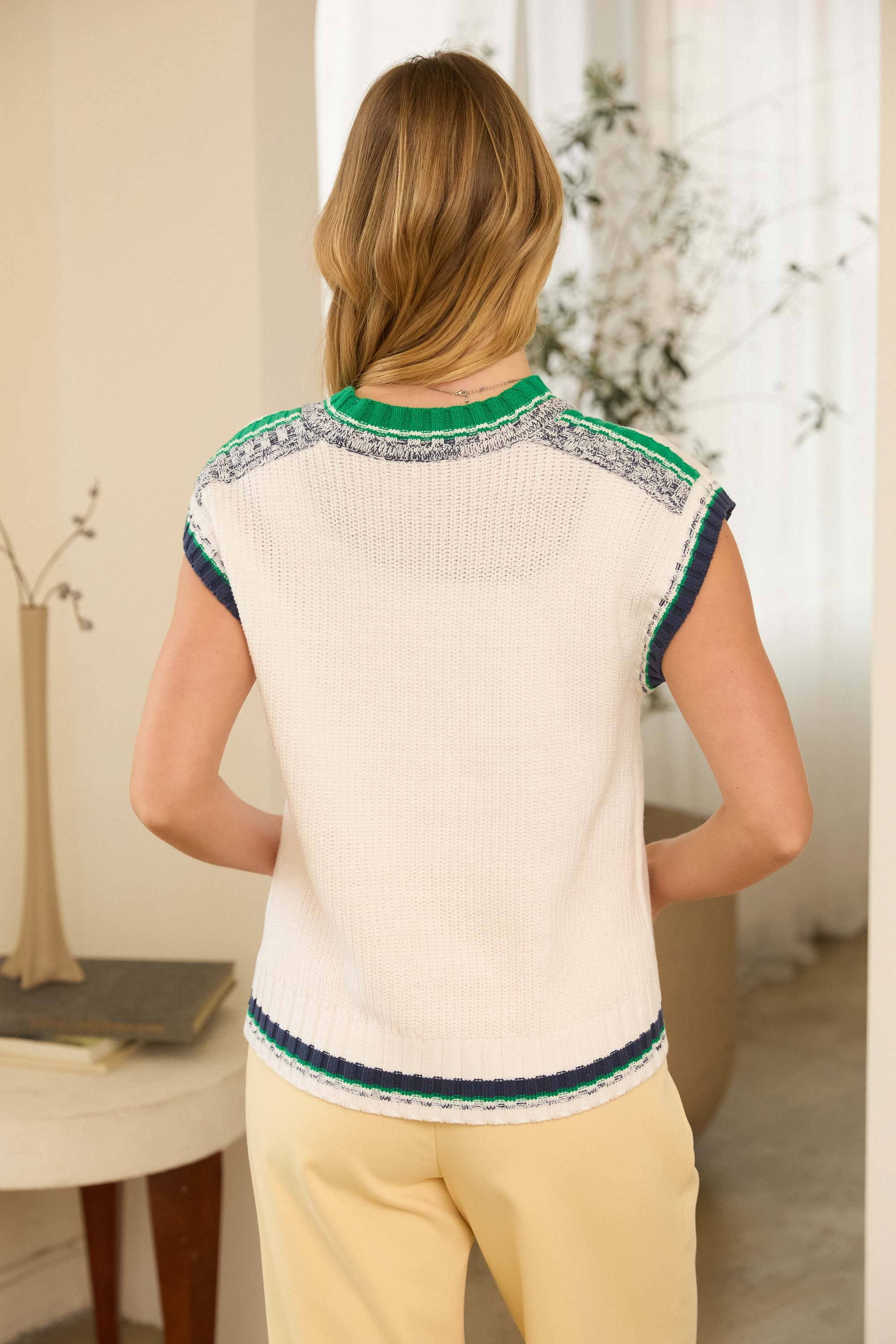 White Yellow Contrast Detail Lemon Graphic Sweater for wholesale on Faire2