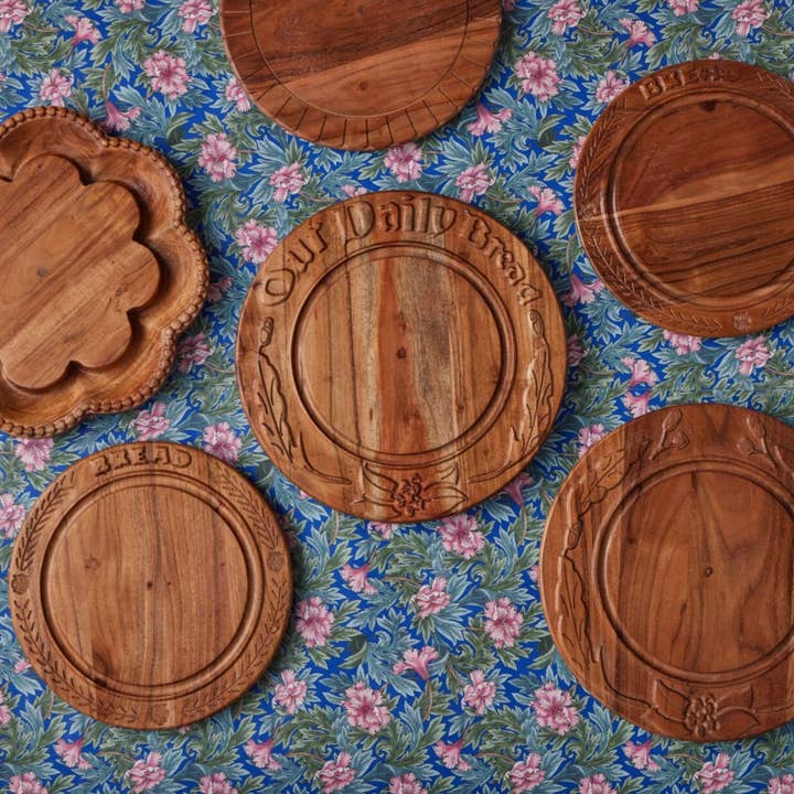 etúHOME - Wholesale Cutting Board - Vintage English Bread Board: Our Daily Bread, Medium, Natural10