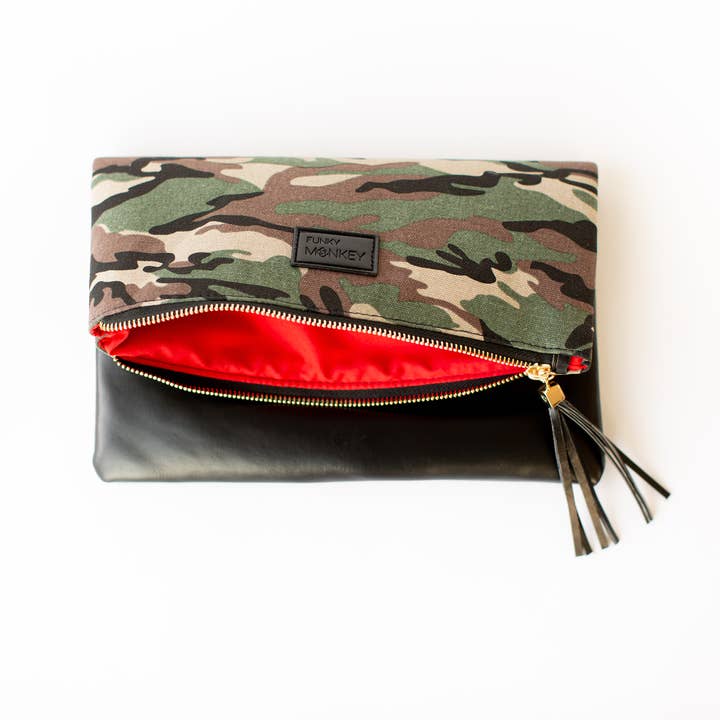Funky Monkey Fashion - Wholesale Wristlet - $3.97 Closeout Fold Over-Camo & Black w Red