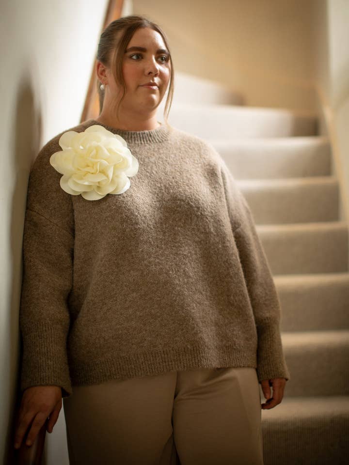 Martine Jumper | Fauve Foncé pour la vente par CHALK