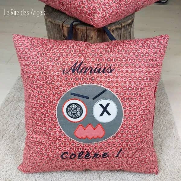 Cuscino Anger per la vendita all'ingrosso da parte di Le Rire des Anges