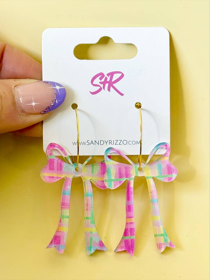 Arc à carreaux printaniers pour la vente par Sandy + Rizzo