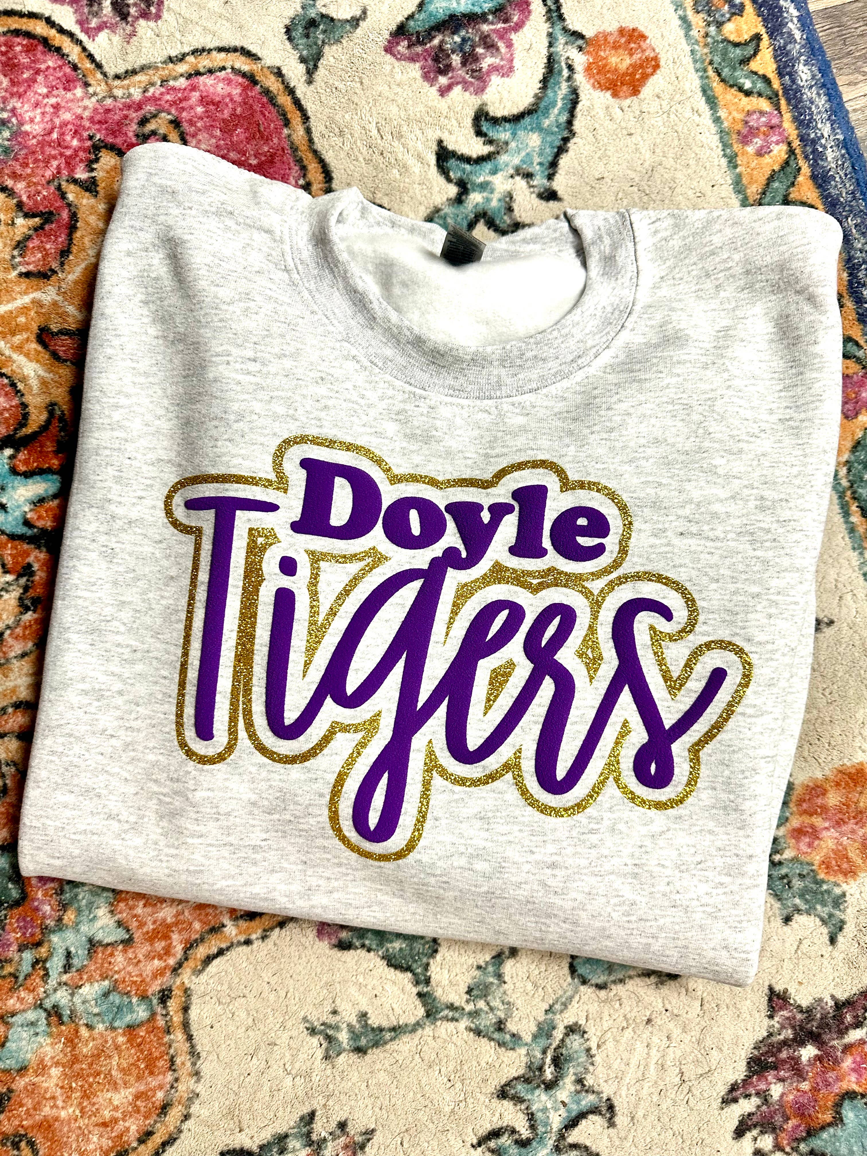 Sweet Southern Wholesale - Vente T-shirt sérigraphié – femme - Sweatshirts scolaires personnalisés. 5