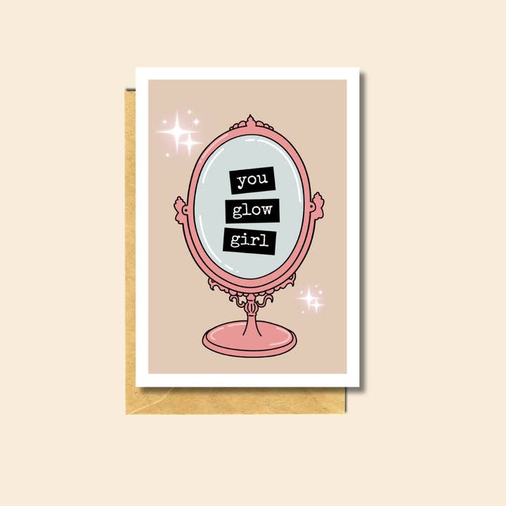 You Glow Girl pour la vente par PärdēPress