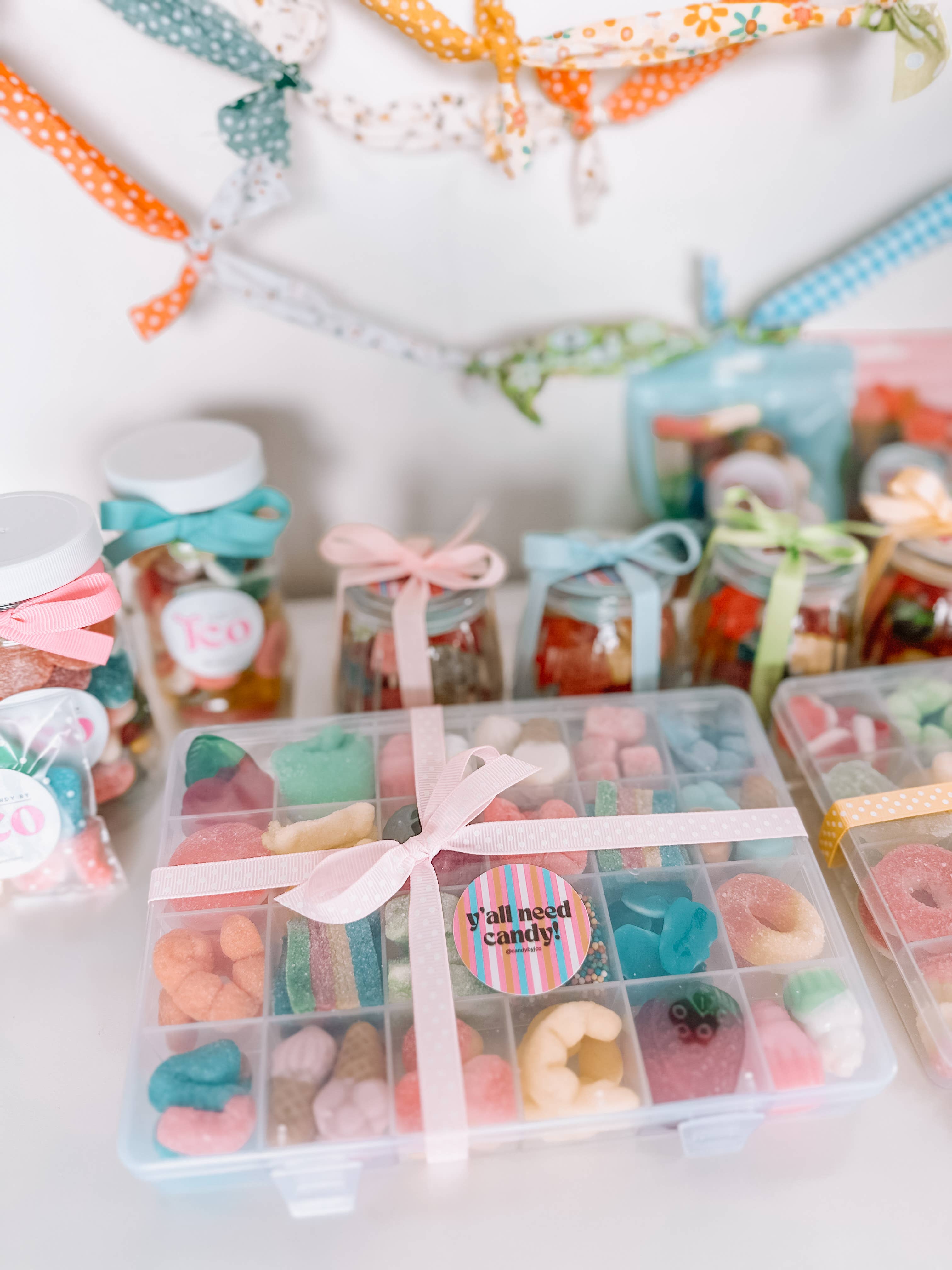 Candy by J.Co - Wholesale Gummy - Rainbow Snackle Box {candy box}9