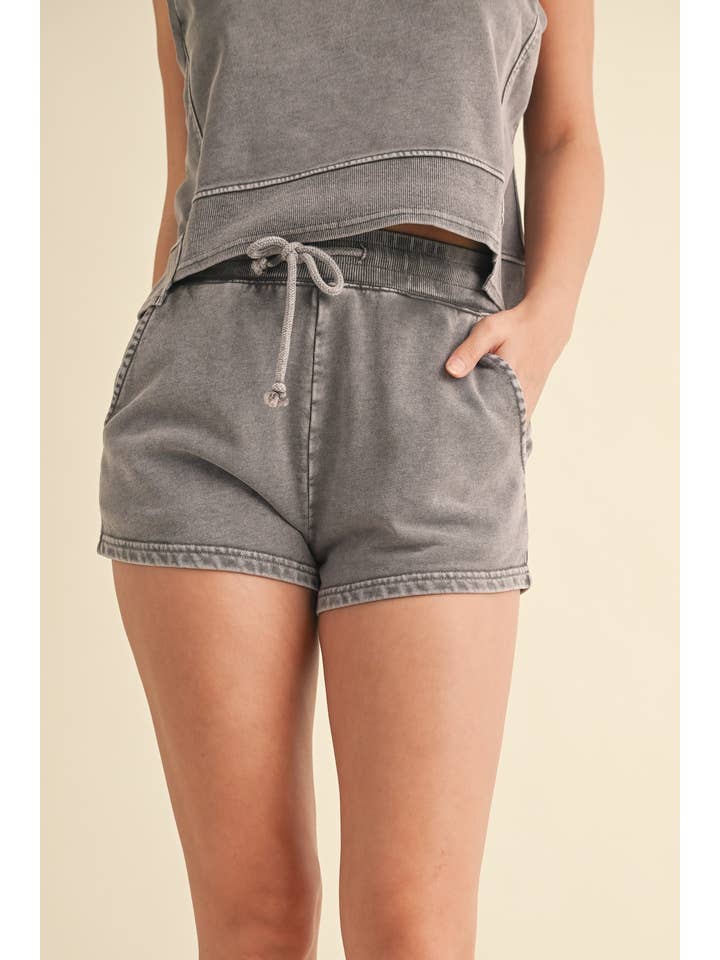 KIMBERLY C - Wholesale Korte broeken - Dames - Mineral Wash Shorts19