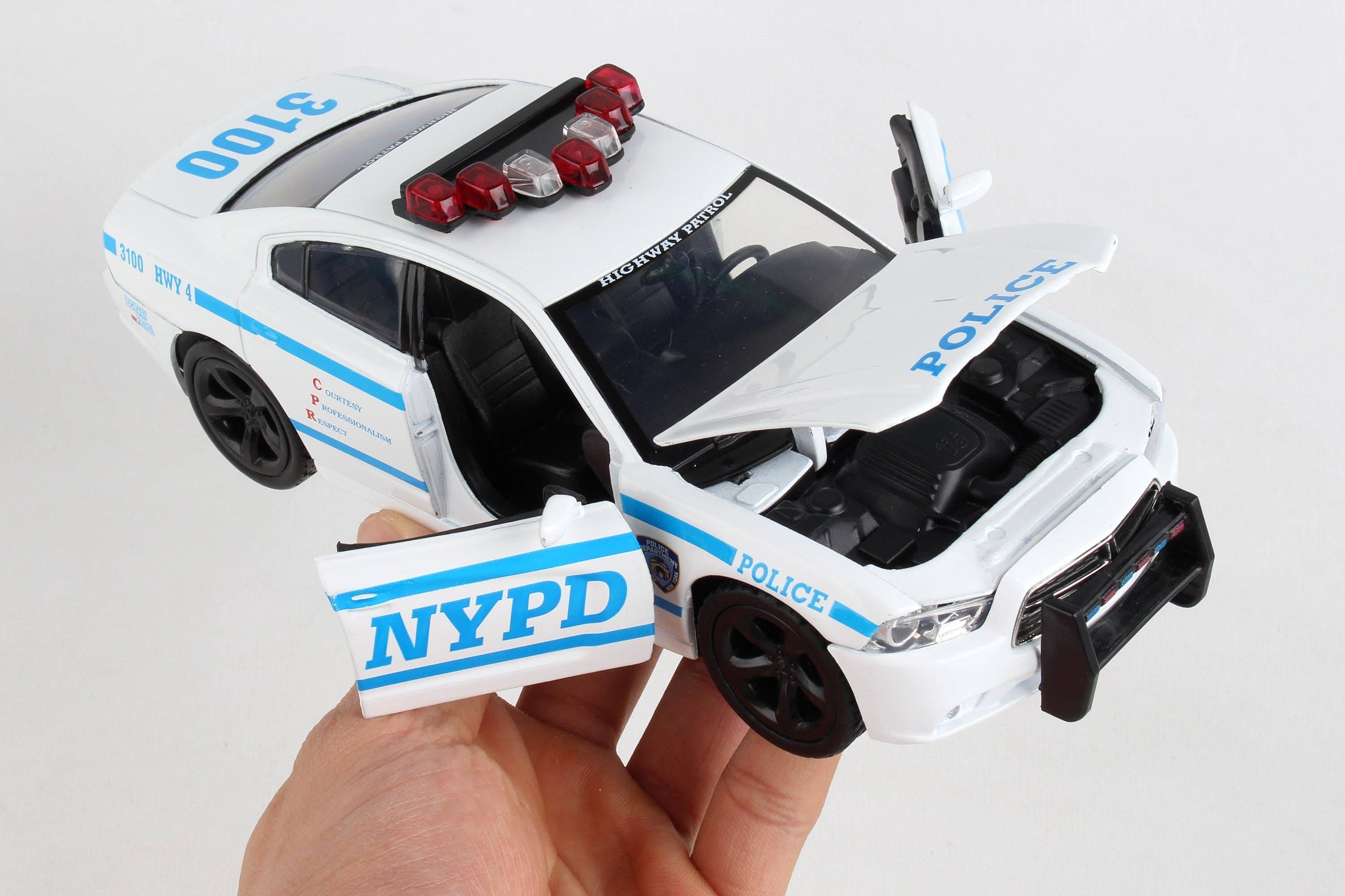 Daron Worldwide Trading – Großhandel Spielzeugauto – Kinder – NY71693 NYPD Dodge Charger 1:24 von Daron Toys2