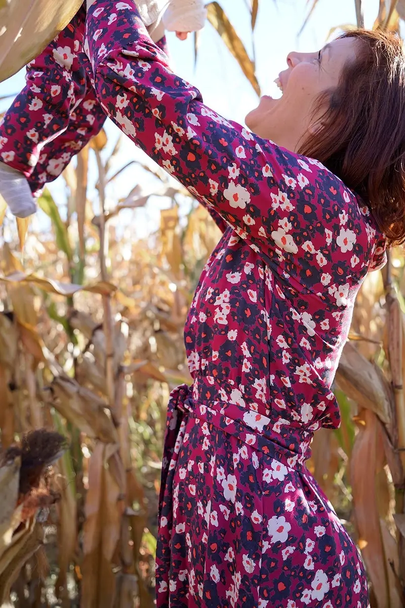 Eglantine et Zoé - Wholesale Fabric - Carlota Pink Magenta Ecovero Viscose Twill Fabric3