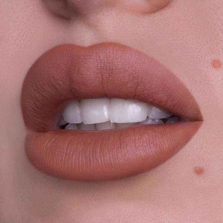 Rouge à lèvres liquide Sweet Pea pour la vente par Citrouille Cosmetics