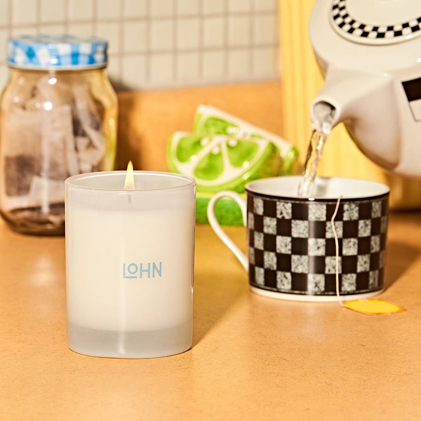 LOHN (No duties | Ships from CAN/USA) - Wholesale Jar/Filled Candle - LOHN Candle - JURA Orange & Sandalwood2