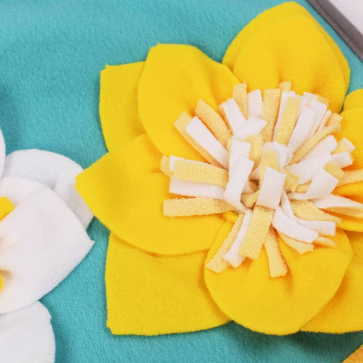 Archstone Collections - Wholesale Pet Food Mat - Dog - Archstone Pet Snuffle Mat - Pineapple, Feeding Training Mat