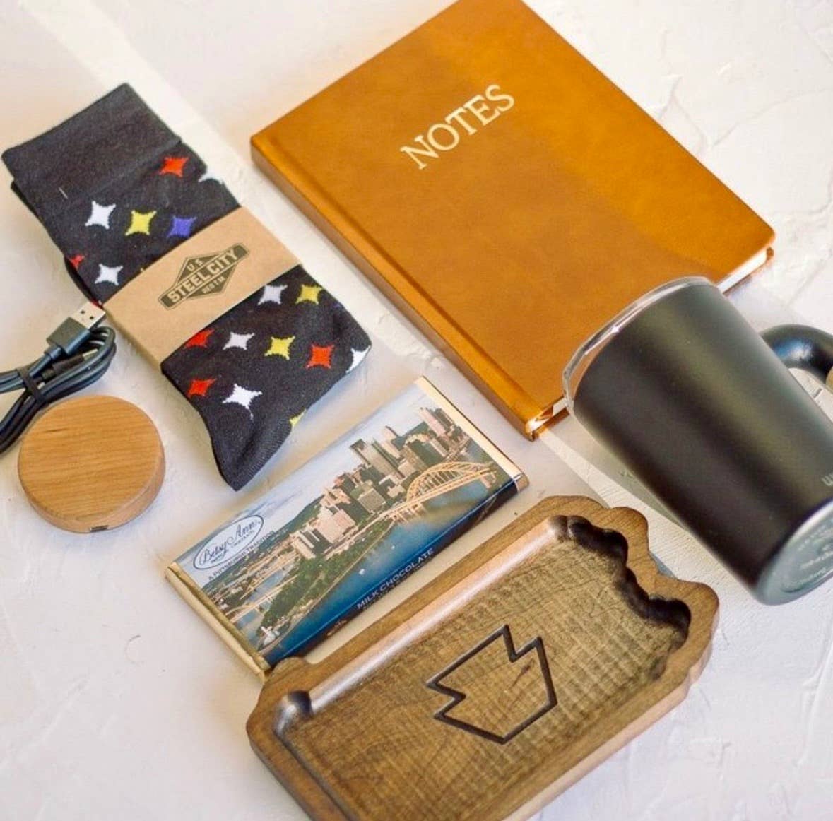 Third Eye Creation Company - Venta al por mayor Bandejas decorativas - Bandeja de madera dura del estado de Pensilvania, regalo local, bandeja para llaves4