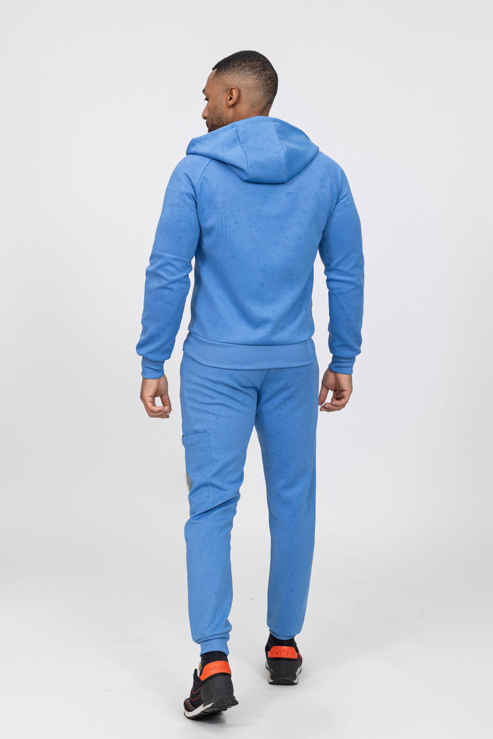 Zayne Paris - Vendita all'ingrosso Completo sportivo - Uomo - Tuta da uomo E705-31