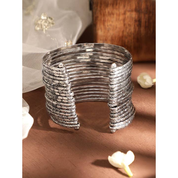 REAAAN COLLECTIONS – Engroshandel Armbånd – Tyske sølvmanchetarmbånd Justerbar indisk oxideret messing