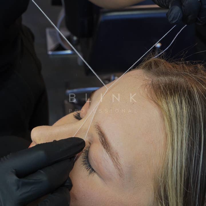 Blink Professional - Wholesale Eyebrow razor/shaper - Organic Blink Yarn6