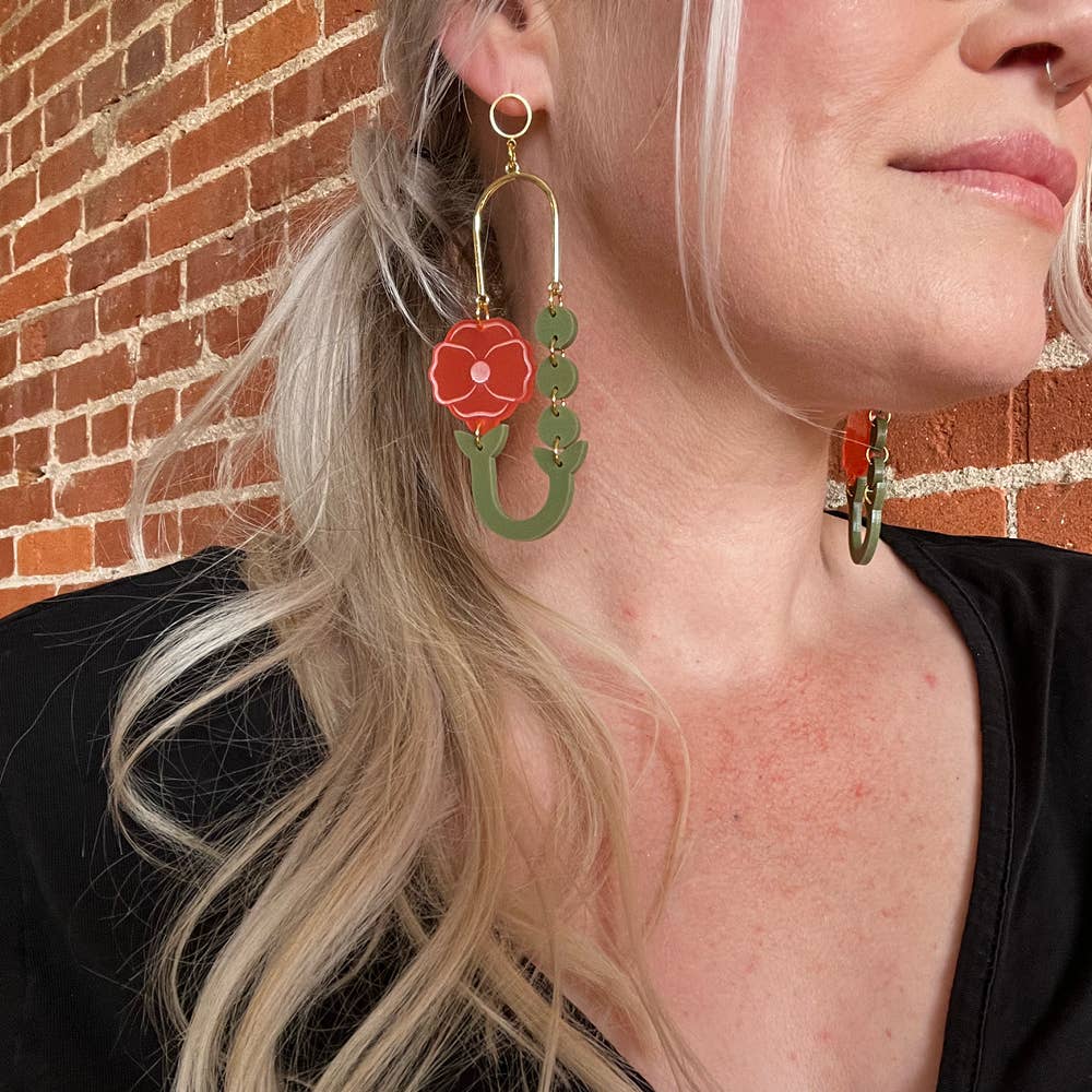 OTTI - Wholesale Dangle Earrings - Botanical-Inspired Lightweight Acrylic Earring: Poppy Loop4