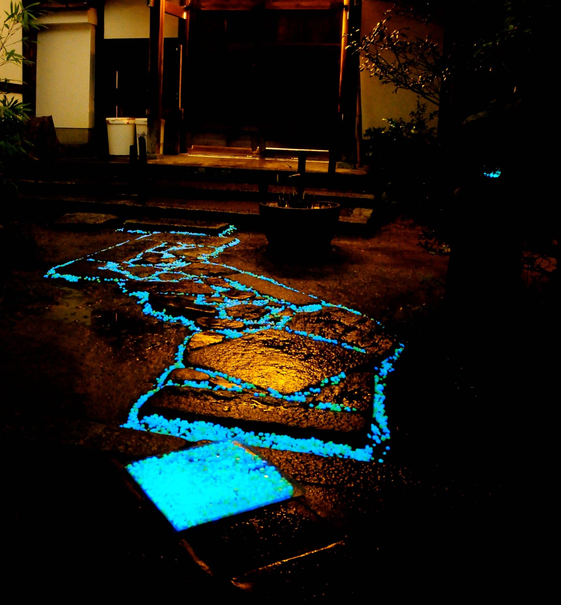 IT GLOWS – Großhandel Gartendeko/-schmuck – Glow In The Dark Sand — Aqua/Glow Sand/Gartensand/ 1—3 mm1