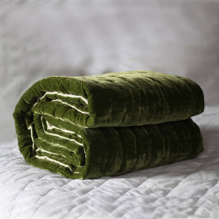 Luala Silk - Wholesale Bedding Blanket - Linen and Silk Velvet Blanket - Best Bedding Set for Bedroom3