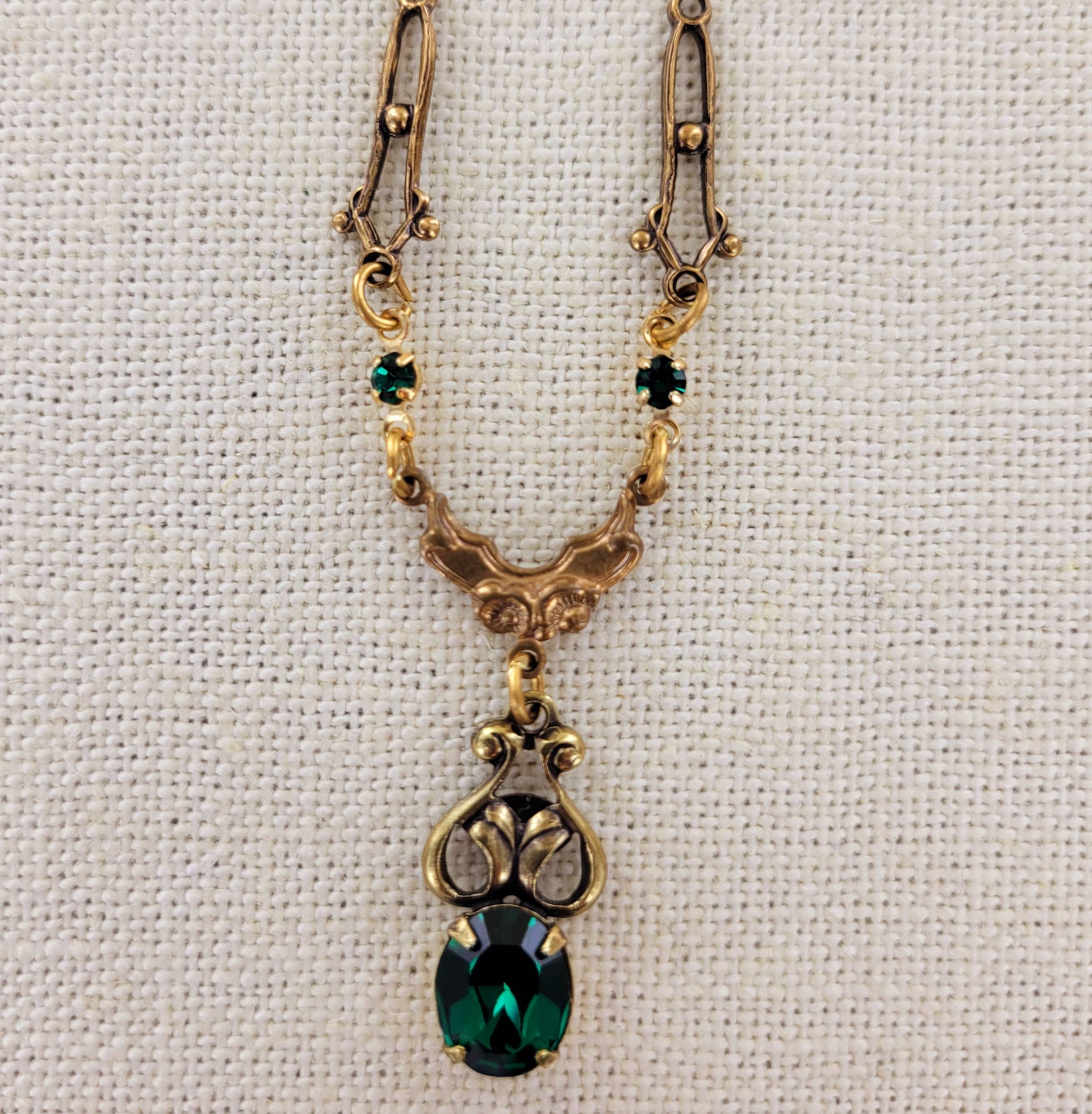 Sadie Green's Jewelry - Wholesale Pendant/Charm Necklace - Victorian Reproduction Necklace N4886