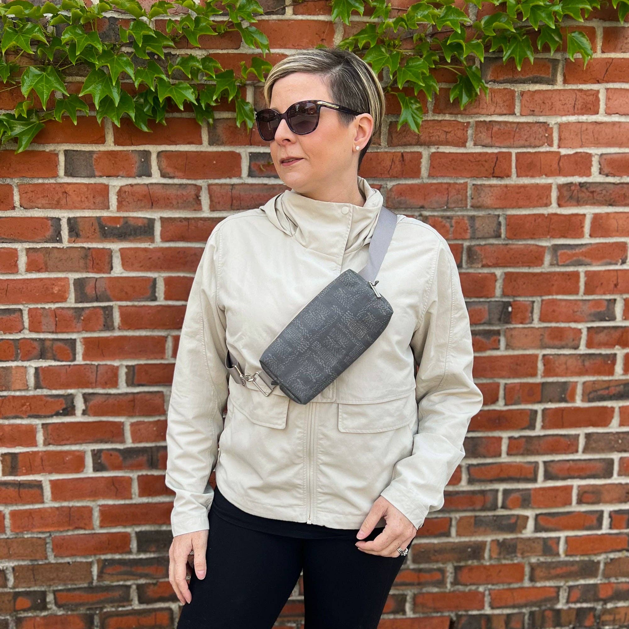 Crosscut Sewing Co. - Wholesale Belt Bag - Women's - Belt Bag Sewing Kit - Supplies, Printed Pattern and Video Tutorial56