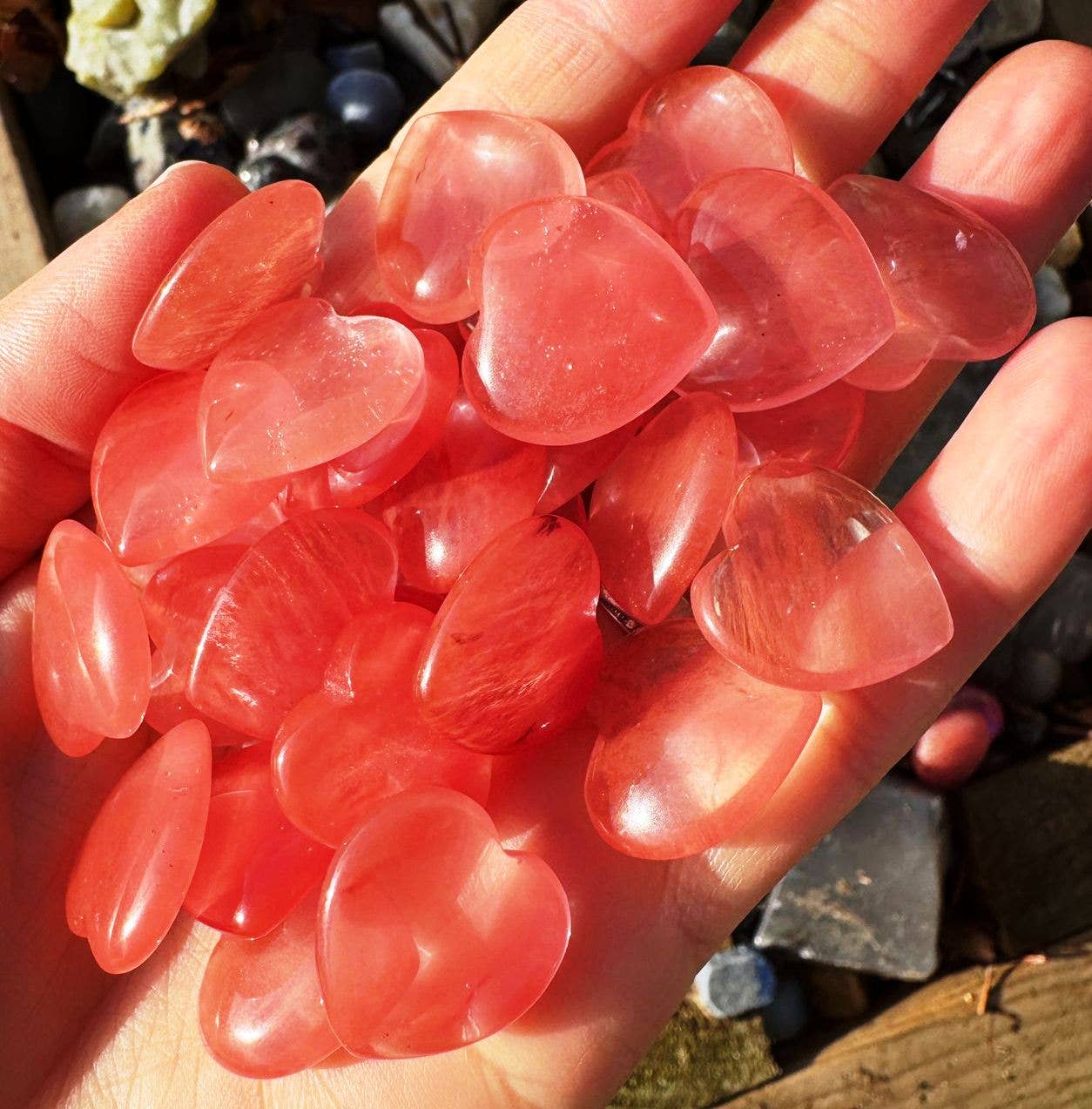 Elf Kendal Hippies - Vente Pierre et cristal de spiritualité - Cœur en quartz cerise 2 cm pierre d'amour de la Saint-Valentin gemmes cœurs 20 mm1