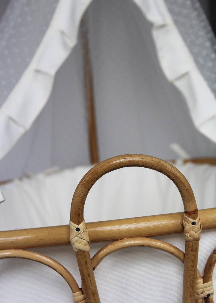 BeBambú - Vendita all'ingrosso Culla - Neonati - Culla ovalina in bambù intrecciato con ruote e baldacchino fatto a mano6