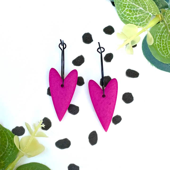 Boucles d'oreilles créoles cœur rose - Argile polymère pour la vente par Kay Jay Clay