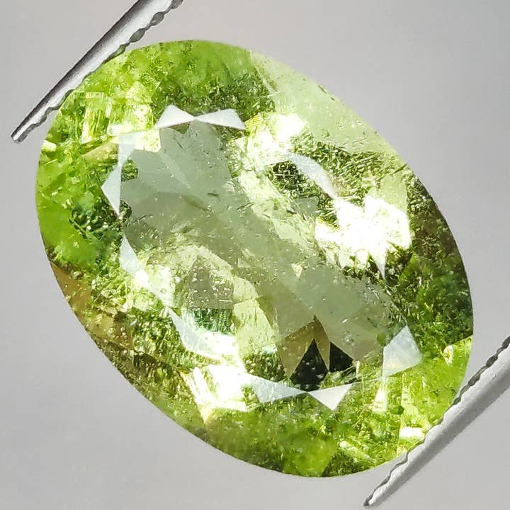 Verde acquamarina 7.62 ct Dimensione 15.80 x 11.46 x 7.15 mm per la vendita all'ingrosso da parte di Naturjoya