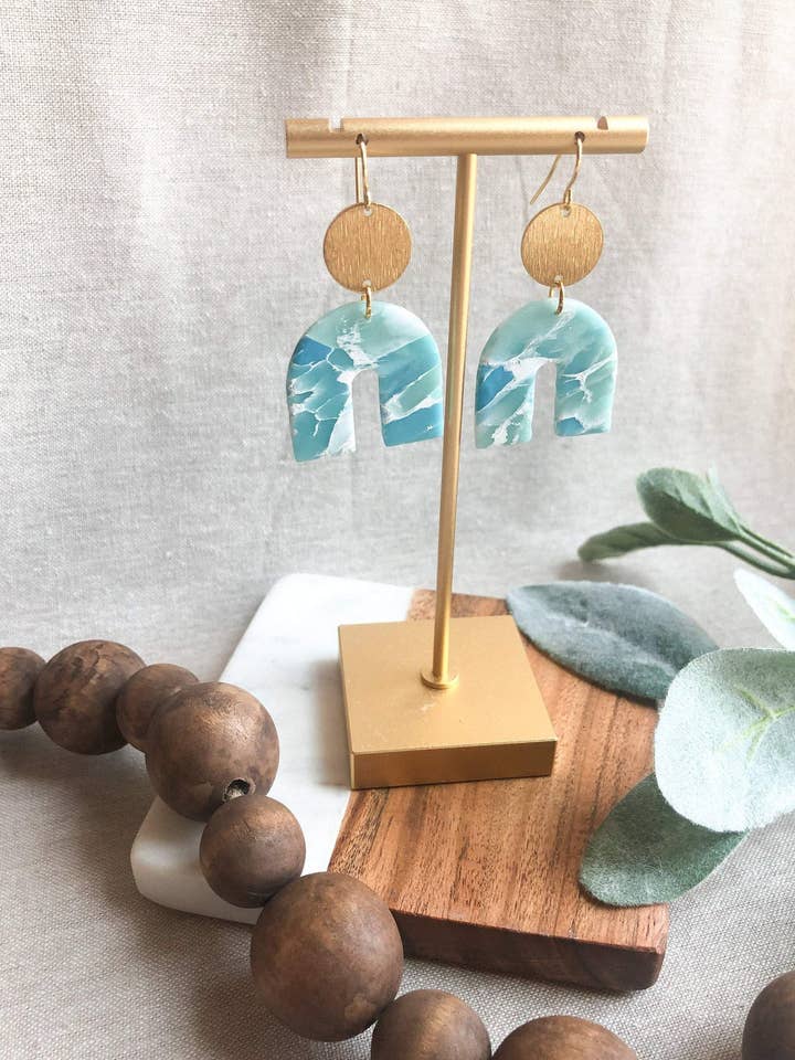 Caroline | Mármore do oceano | Brincos de argila por atacado de The Haven Company