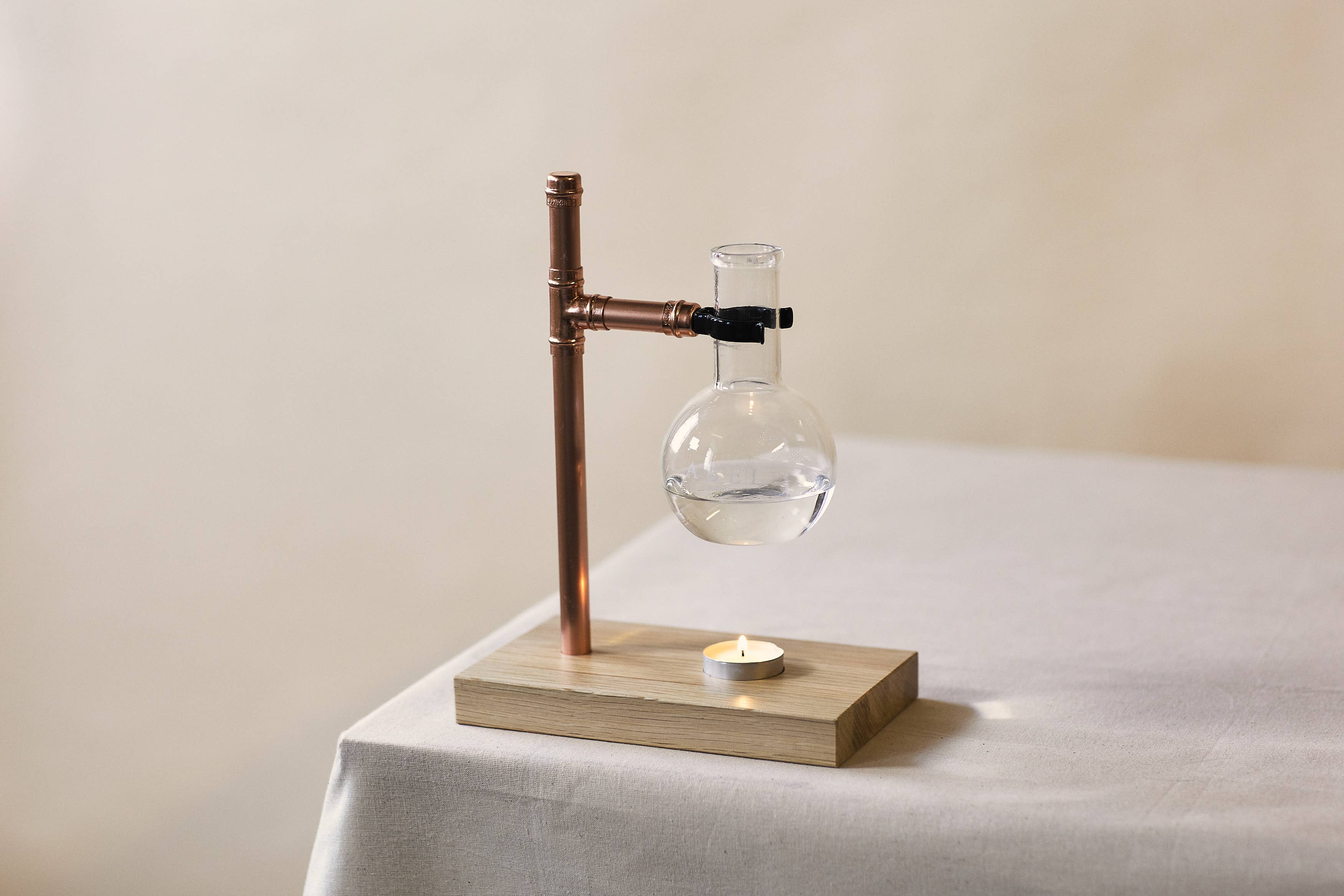 Abel Burners – wholesale Oil warmer – The Abel Burner - Oak & Copper Essential Oils Diffuser1