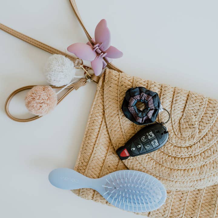 Created Mother - Wholesale Hair Brush/Comb - Medium Wet n’ Dry Hair Brush7