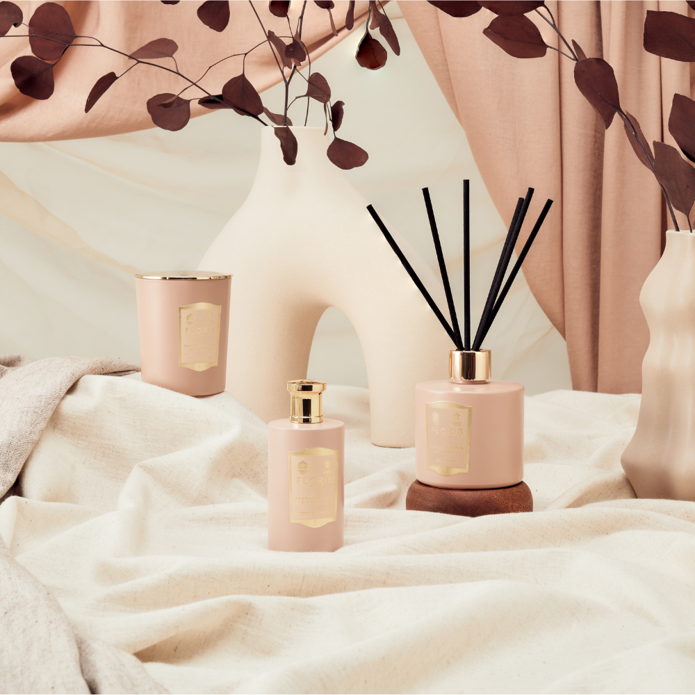 Floris London - Wholesale Jar/Filled Candle - Sandalwood & Patchouli Scented Candle2