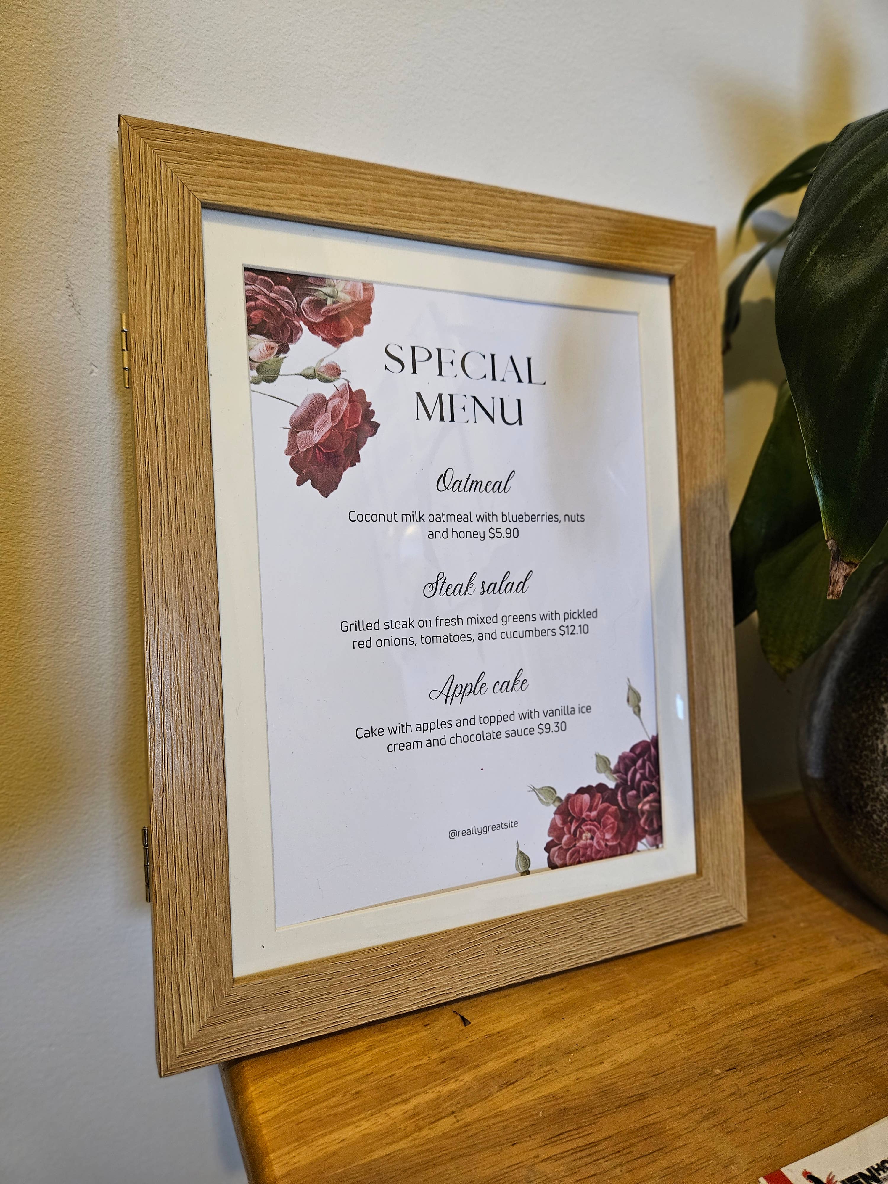 Witty Words - Cards and Wall Art - Wholesale Picture Frame - 4 in 1 Lighthouse Witty Words Display & Storage - Frame Set24