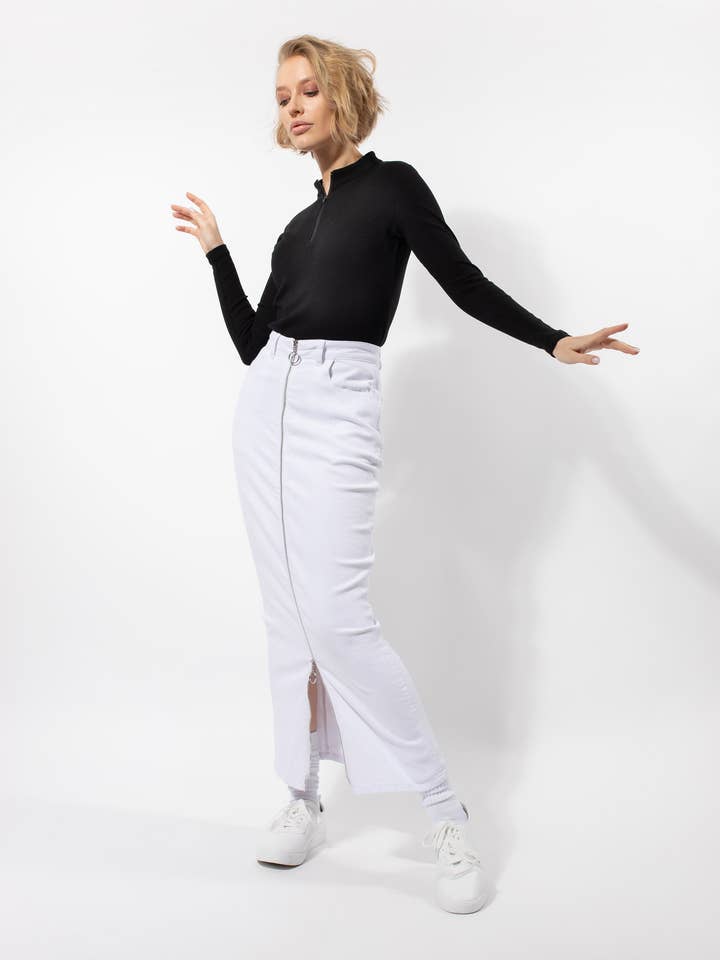 Recollection Brand - Wholesale Dress - Women's - Ribbed Zipper Mock Neck Top