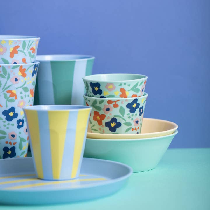 sweet green Cup NORA CUP S BLOOMS for wholesale on Faire2