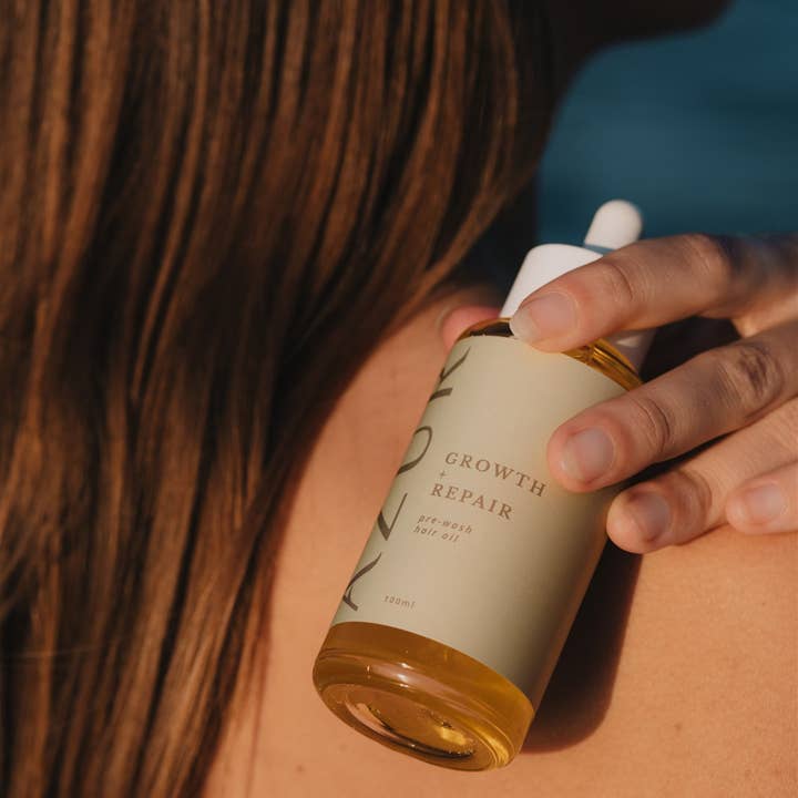 Azur Natural Bodycare BV - Wholesale Hair Oil - GROWTH & REPAIR Pre-wash Hair Serum | 100% Natural 1