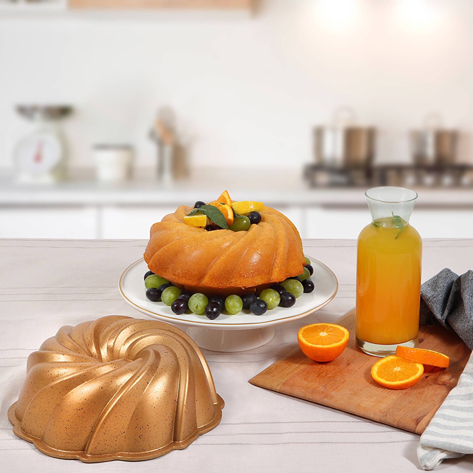 Biggbrands - Vente Moule à gâteau - Moule à gâteau rond Serenk Fun Cooking Pinwheel 9,5 pouces4