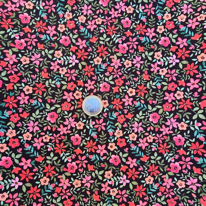 laubelgo - Wholesale Book Cover - Padded book cover with red flowers and small pink flowers